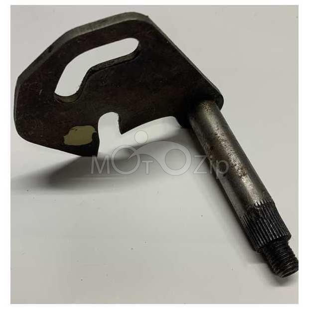  Сектор включения заднего хода Урал